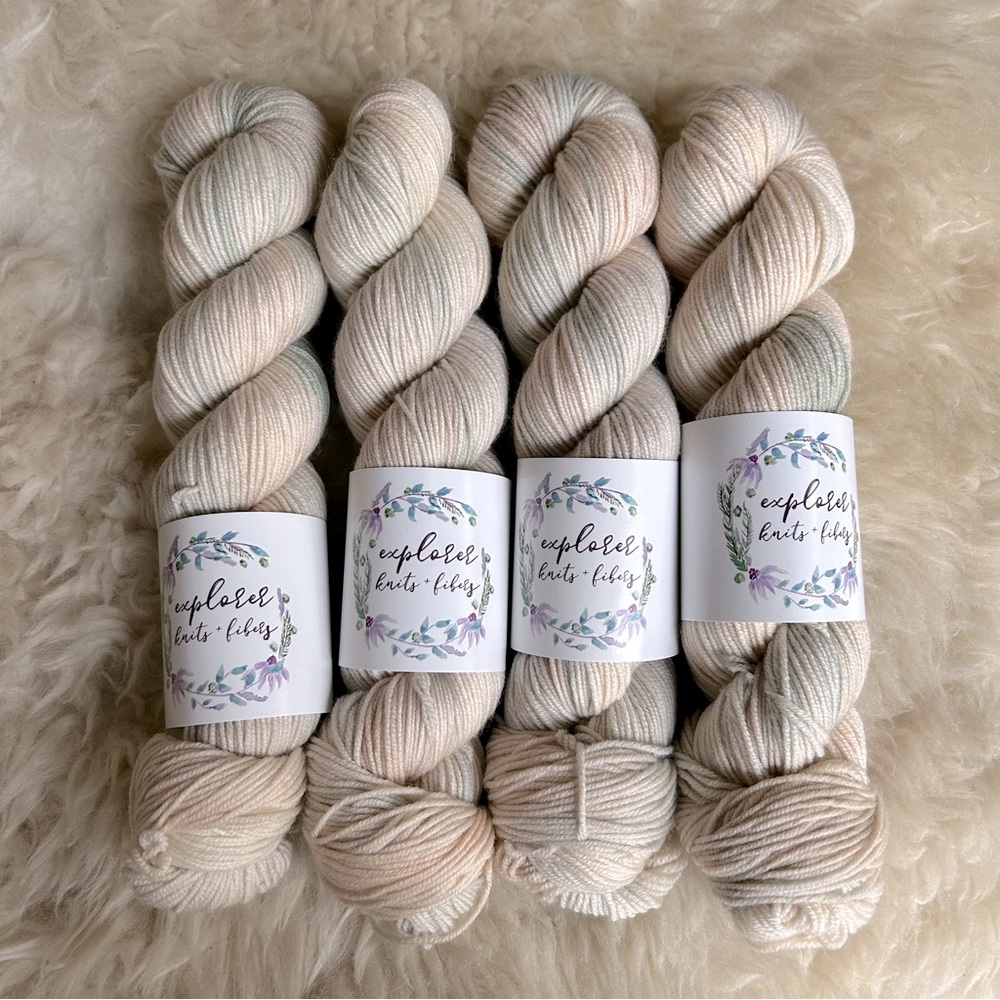Lot of 4 Explorer Knits + Fibers dk weight yarn